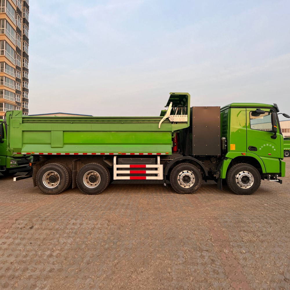 Yudea Truck Tipper New or Used 8X4 Sinotruck Dump Truck in Good Condition