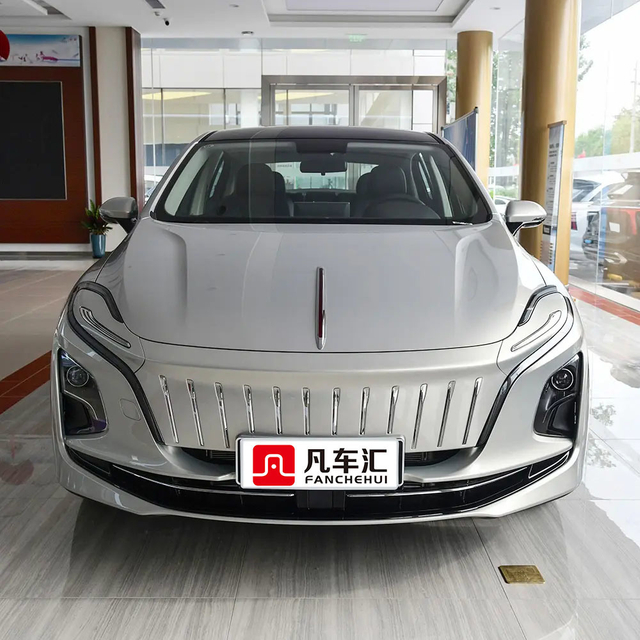 Hongqi E-Qm5 2023 Basic Travel Version /Adults Electric Auto Chinese Cheap Electric Car Second-Hand New Energy Vehicle/Family Car/Taxi Car